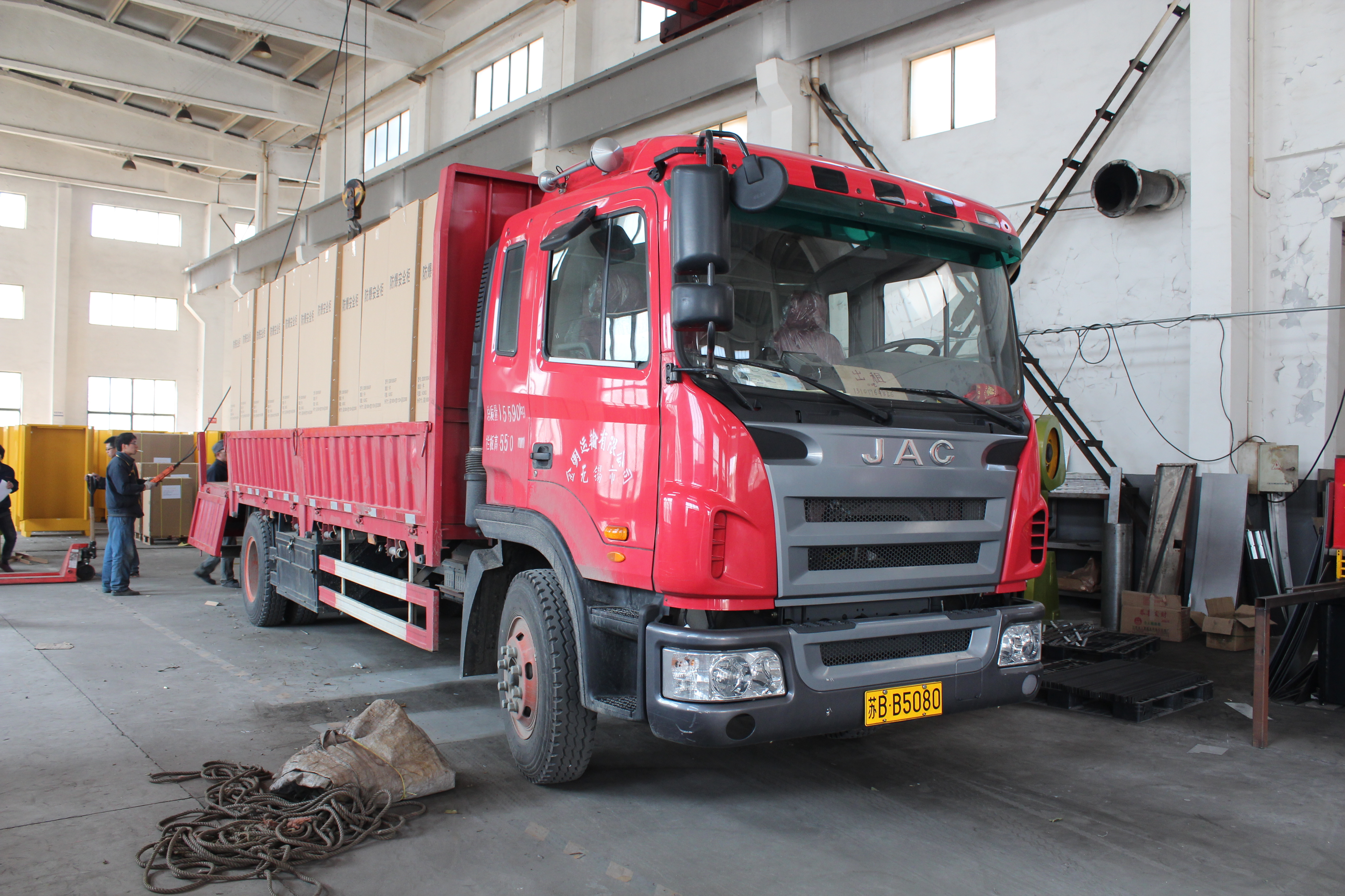 Laatste bedrijfsblogs Wuxi Super Ships Safety Equipment to Dubai, Expanding into the UAE Market